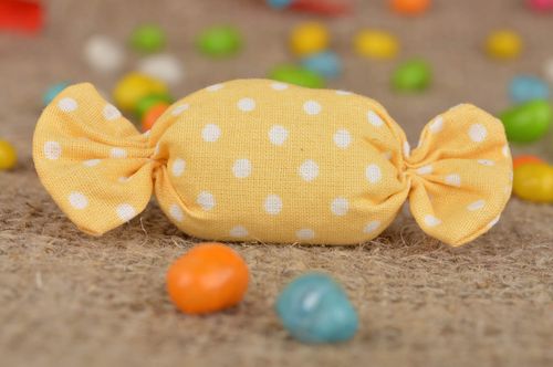 Designer brooch handmade cotton candy soft accessories for children baby jewelry - MADEheart.com