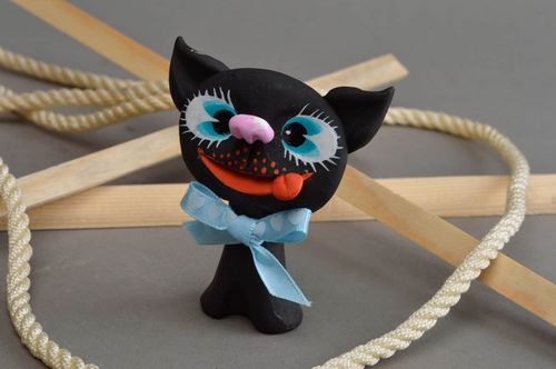 Figura de barro artesanal decoración de hogar regalo para amigos gato negro - MADEheart.com