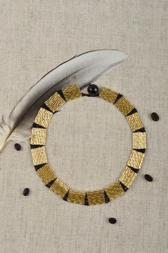 Collar hecho a mano de canutillos y abalorios regalo original bisutería fina - MADEheart.com