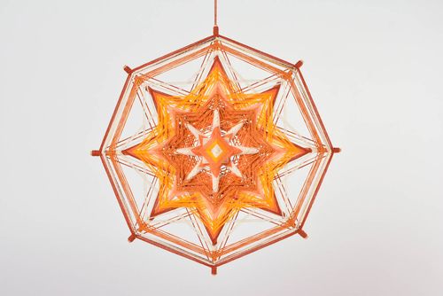 Mandala fait main Suspension décorative ronde tons orange Décoration maison - MADEheart.com