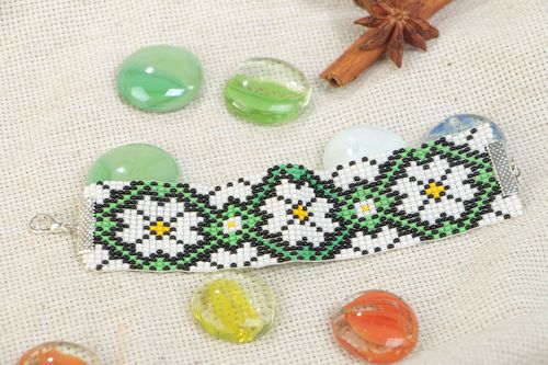 Beaded handmade woven bracelet designer stylish accessory in ethnic style - MADEheart.com