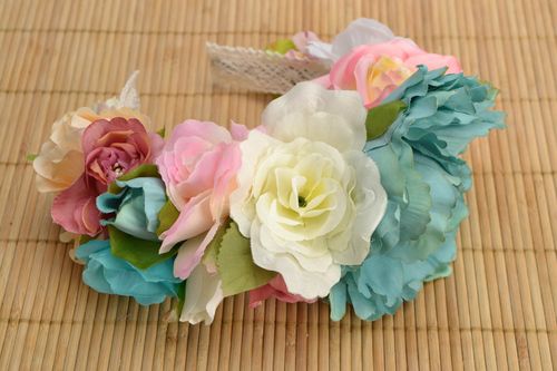 Handmade floral headband - MADEheart.com