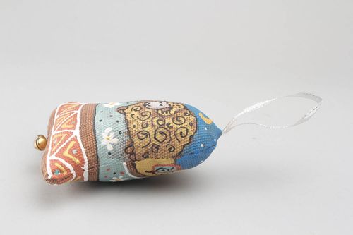Sino pingente macio têxtil feito à mão de tecido para decoração do interior de materiais naturais - MADEheart.com