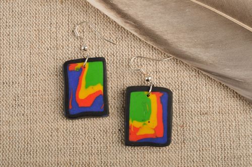 Elegant handmade earrings plastic earrings present stylish designer earrings - MADEheart.com