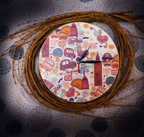 Reloj de pared artesanal en técnica de decoupage Londres - MADEheart.com