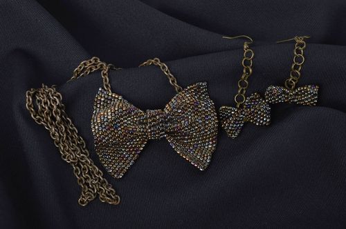 Parure de Bijoux fantaisie fait main Boucles doreilles pendentif avec noeuds - MADEheart.com