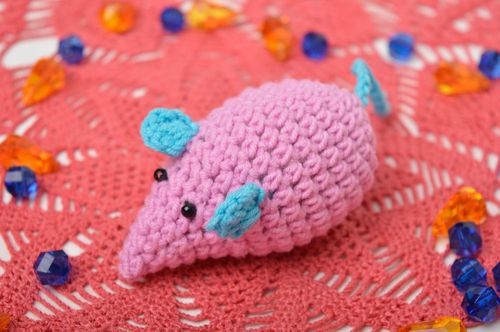 Handmade pincushion decorative items crocheted pincushion home decor ideas - MADEheart.com