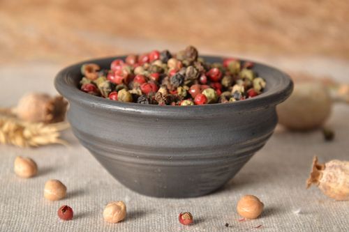 Keramischer Topf für Salz - MADEheart.com