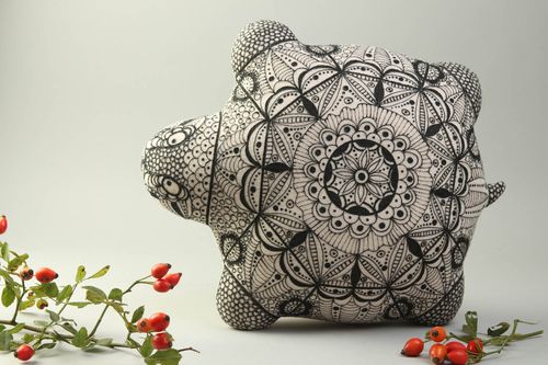 Handmade pet pillow sofa cushion handmade accessories interior decor ideas - MADEheart.com