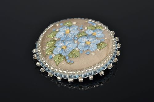 Handmade beaded brooch with embroidery - MADEheart.com