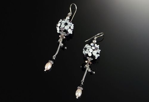 Earrings made from glass and river pearls Garden of Eden - MADEheart.com