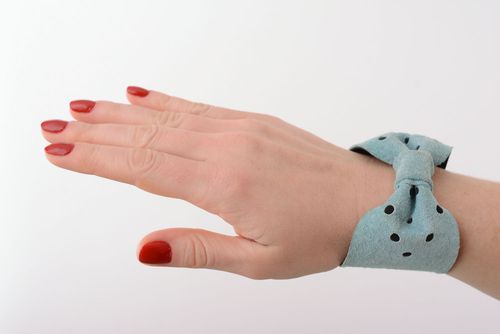 Womens leather bow bracelet - MADEheart.com