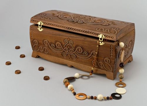 Scatola di legno fatta a mano Cofanetto intarsiato Scrigno con intarsi - MADEheart.com