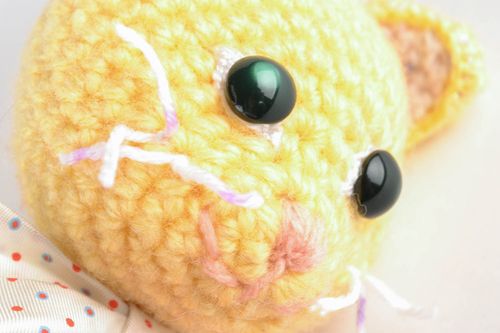 Giocattolo a maglia fatto a mano a forma di gattina bella pupazzo morbido  - MADEheart.com