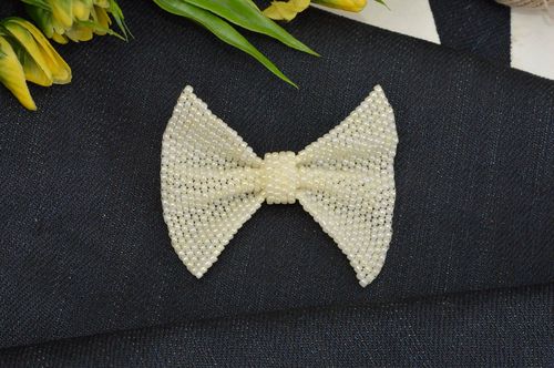 Handmade bow brooch beaded brooch seed bead jewelry fashion accessories for girl - MADEheart.com